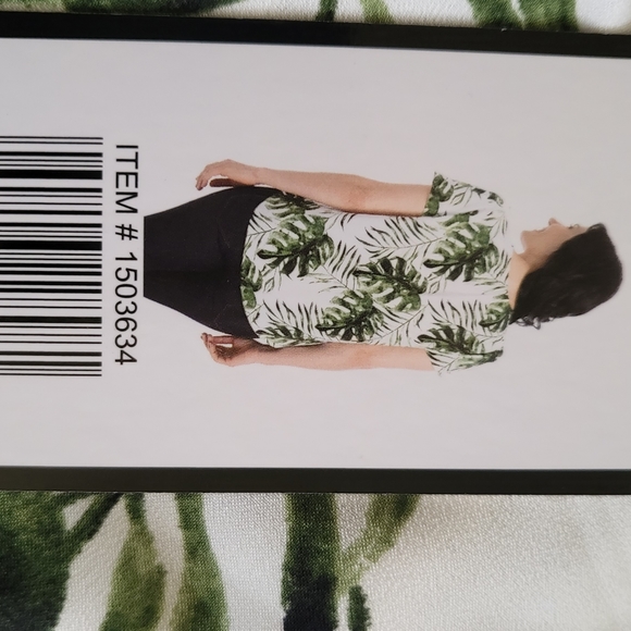 Blouse 👚 - Picture 5 of 5